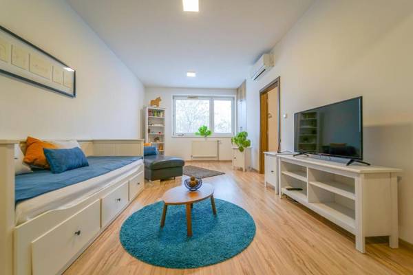 Vesna Convenient Apartment