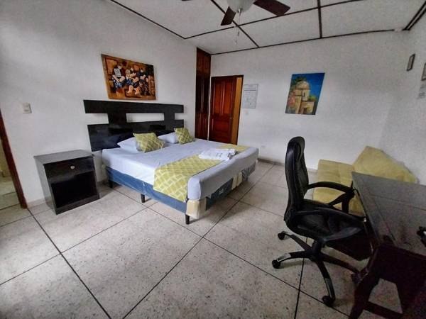 Workspace - Suites & Apartments San Benito - Zona Rosa