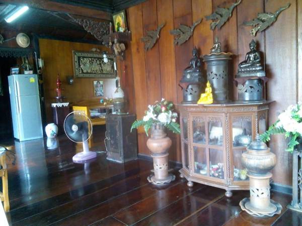 Oui Kaew Homestay