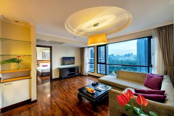 Bandara Suites Silom Bangkok - SHA Extra Plus