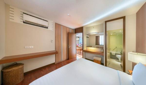 Bandara Suites Silom Bangkok - SHA Extra Plus