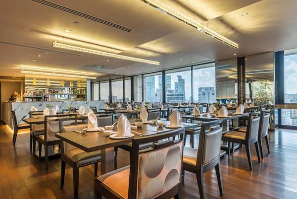 Emporium Suites by Chatrium