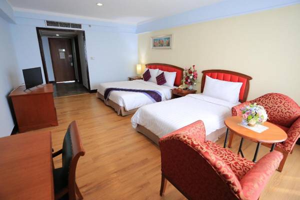 Karnmanee Palace Hotel