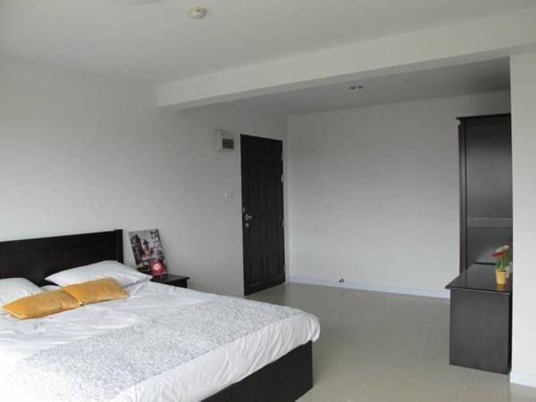 Double Two @ Sathorn