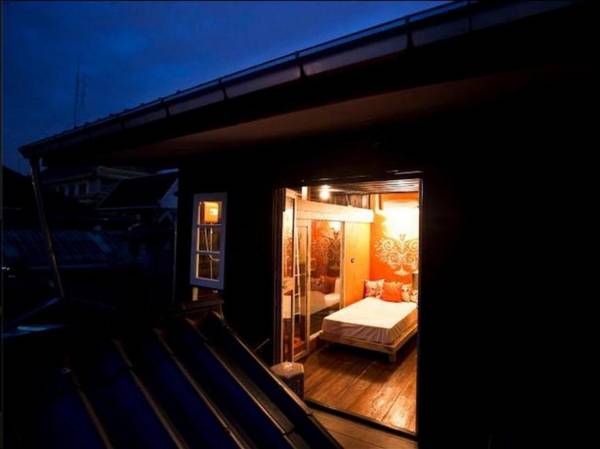 Loy La Long Hotel (SHA Extra Plus)