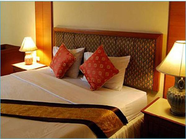 King Royal Garden Inn