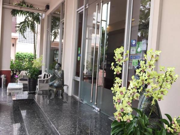 Asoke Residence Sukhumvit by UHG