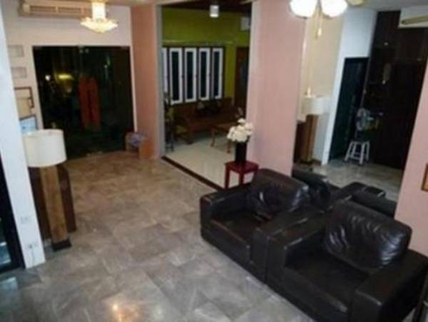 Coral Grand Place Bangkok