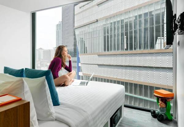 S Box Sukhumvit Hotel - SHA Extra Plus