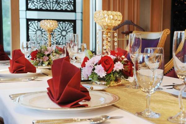 Al Meroz Hotel Bangkok - The Leading Halal Hotel