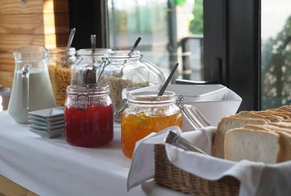 iSanook Female Hostel