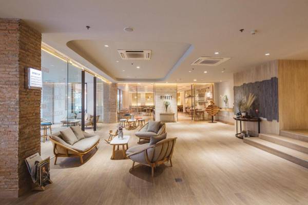 Clef Hotel Bangkok (SHA Extra Plus)