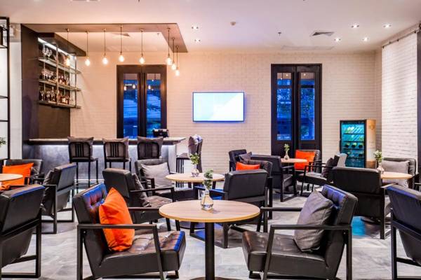 Cross Vibe Bangkok Sukhumvit - formerly X2 Vibe Bangkok Sukhumvit - SHA Plus