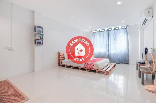 OYO 421 Guyasuka Hostel & Cafe