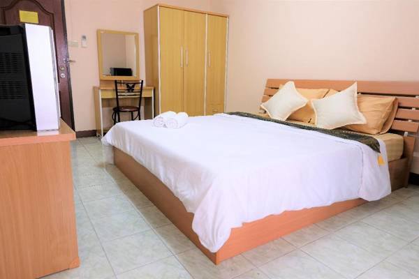 Goody Hotel (SHA Certified)