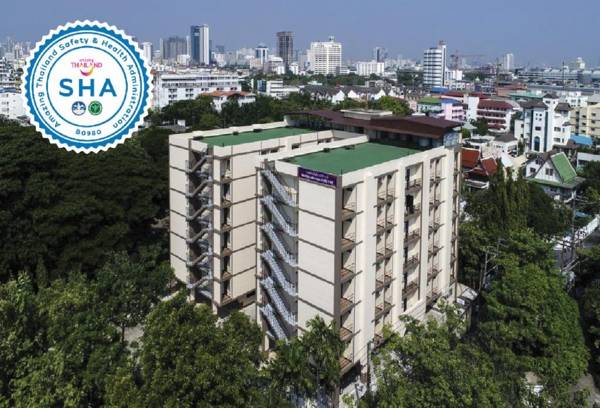 Studio Residence Sukhumvit 71 - SHA Certified