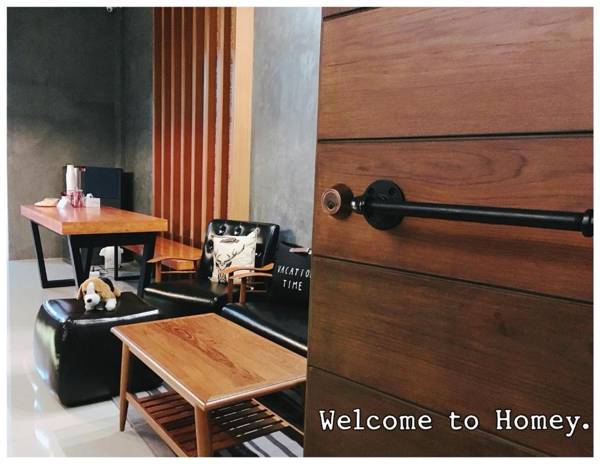 HOMEY-Donmueang Hostel
