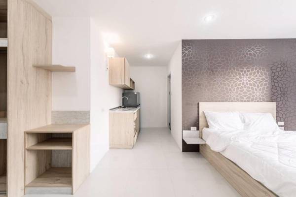 Baan Mae Suvarnabhumi Airport