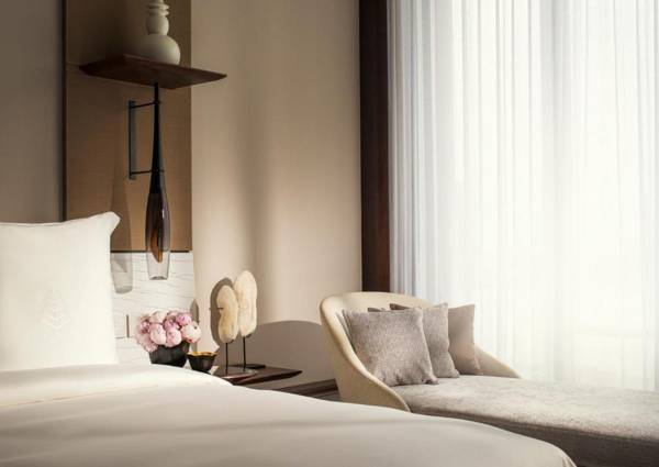 Four Seasons Hotel Bangkok at Chao Phraya River