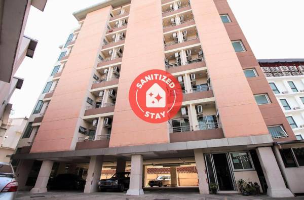 OYO 274 Meesook Residence