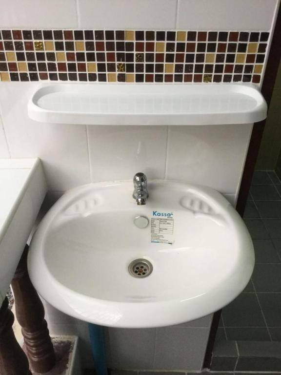 Ze Residence Ram Intra