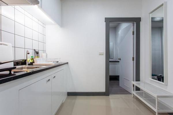 P4 Silom Large 2beds full kitchen WIFI 4-6pax