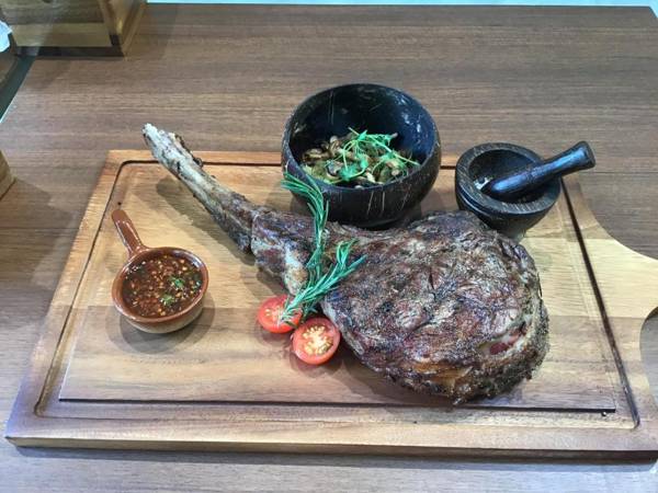 4 Monkeys Hotel - SHA Extra Plus