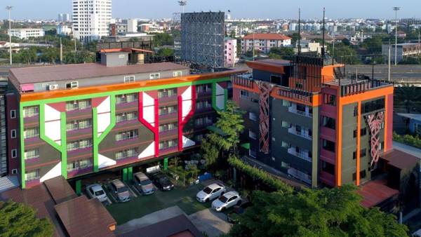 Media Hotel & Residence Bangkok