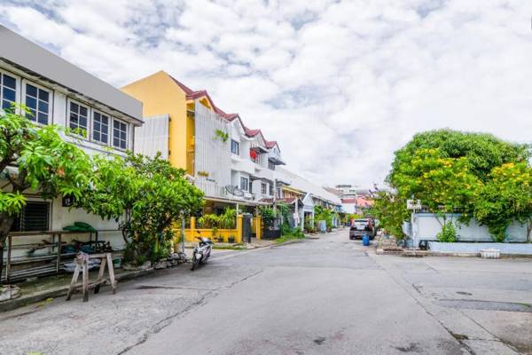 OYO 941 Chom’s House @sapanmai