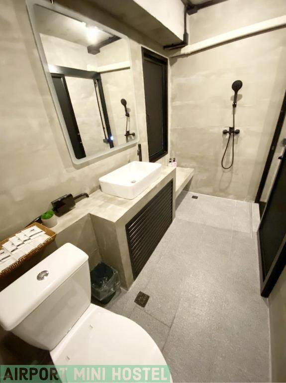 Airport Mini Hostel at Don Muang Airport