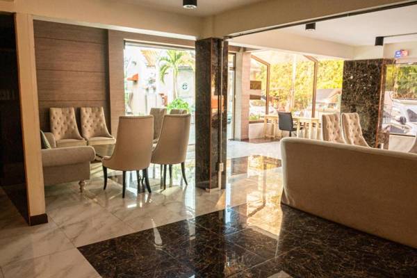 Anandpura Riverside Hotel