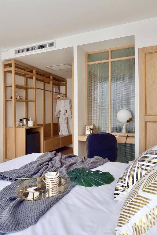 SCENE BANGKOKNOI HOTEL