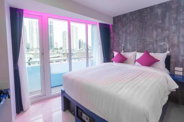 Spark Hotel Sukumvit 16 (SHA Extra Plus)