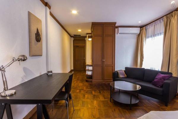 Fabulous Second Floor Apartment Dasiri Downtown Residence