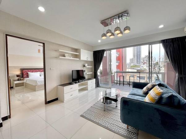 Modern Unit at LumpiniSathon by Sabai Bangkok