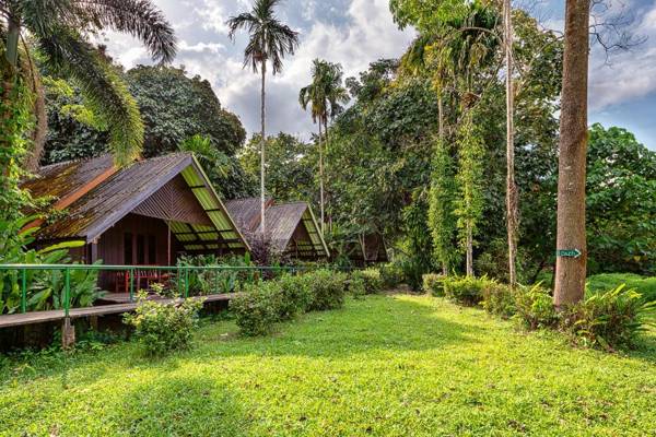 Khao Sok Riverside Cottages