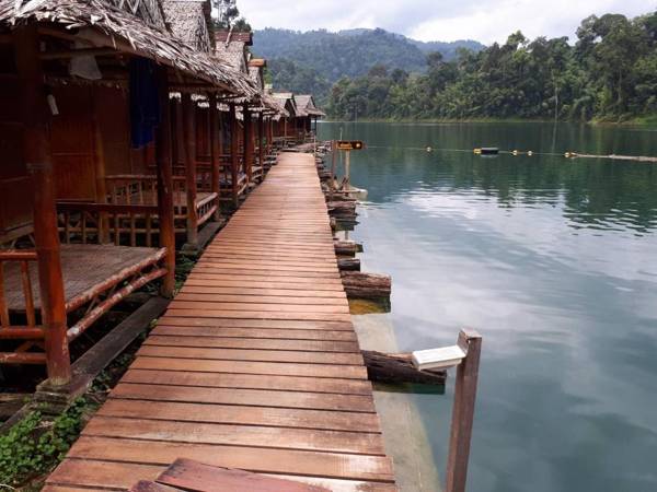 Khao Sok Blue Mountain