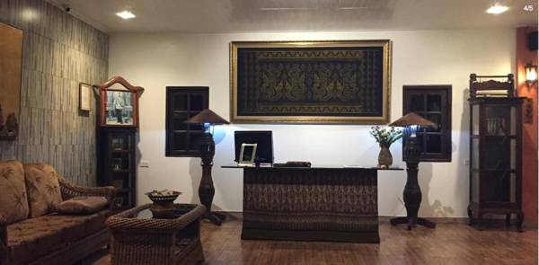 Udon Thai House Resort & Hotel