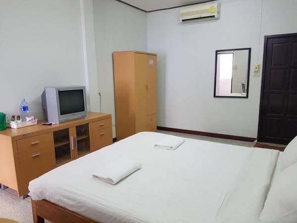 Pandinthong Apartment