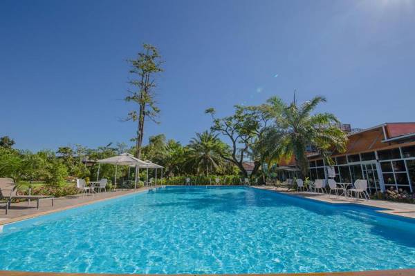 Baan Suan Khun Ta and Golf Resort