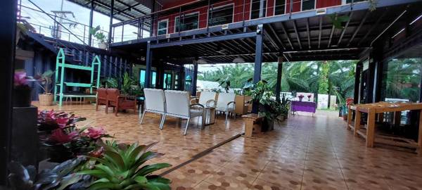 Kipbox hotel trang