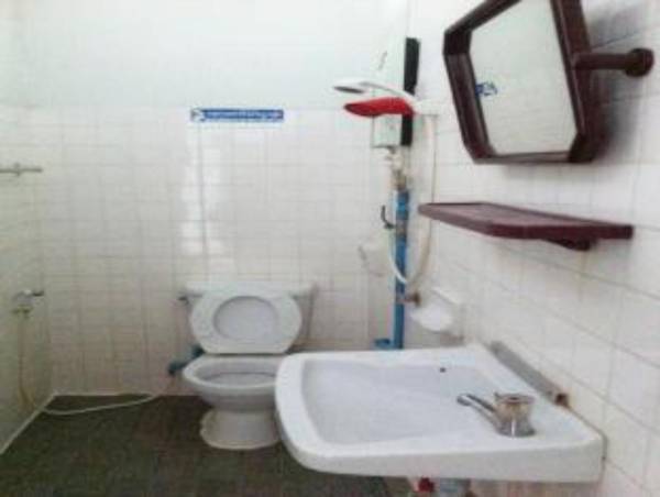 Thairungruang Backpackers Suratthani