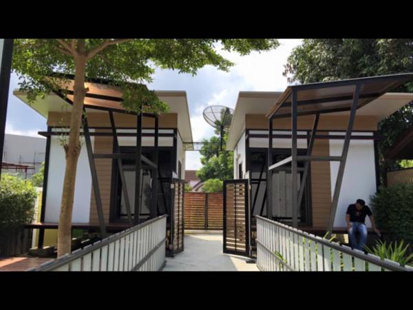 I Am Resort by Numva