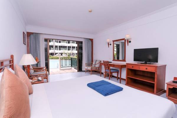 Amora Beach Resort Phuket - SHA Extra Plus