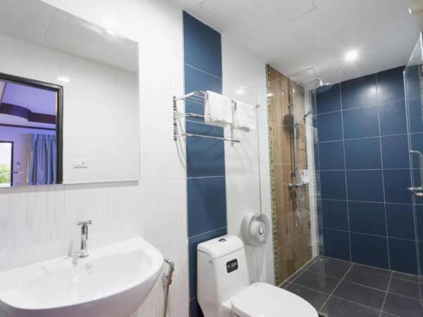 Blue Carina Inn Hotel - SHA Plus