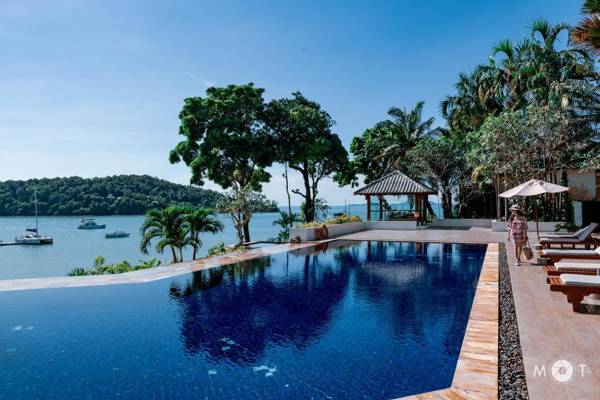 Chandara Resort And Spa Phuket (SHA Plus)