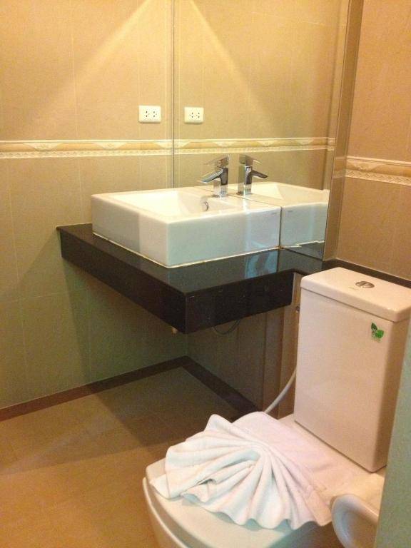 Friendship Beach Resort & Atmanjai Wellness Centre - SHA Extra Plus
