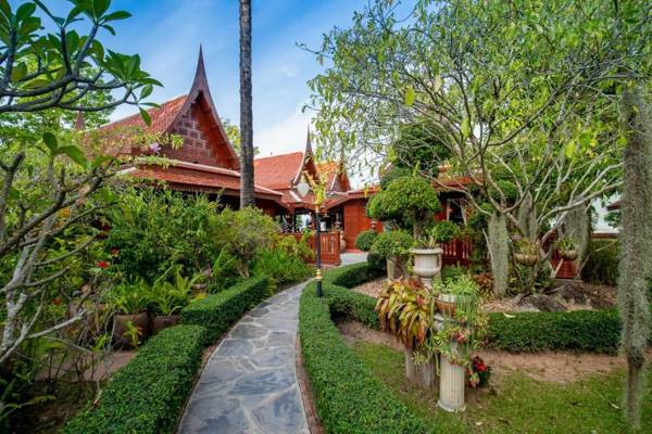 Royal Thai Villa Phuket - SHA Extra Plus