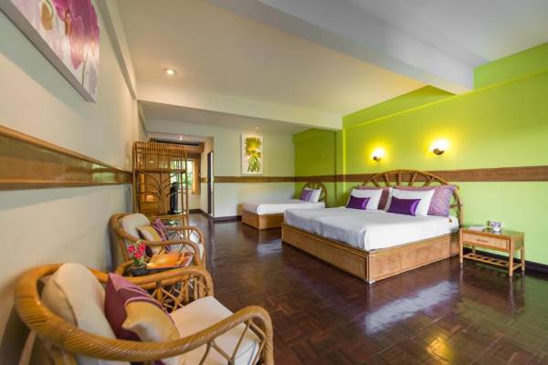 Pen Villa Hotel Surin Beach - SHA Extra Plus