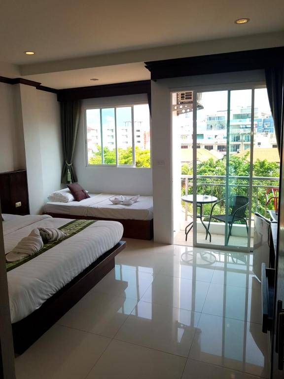 Fruit Paradise Hotel